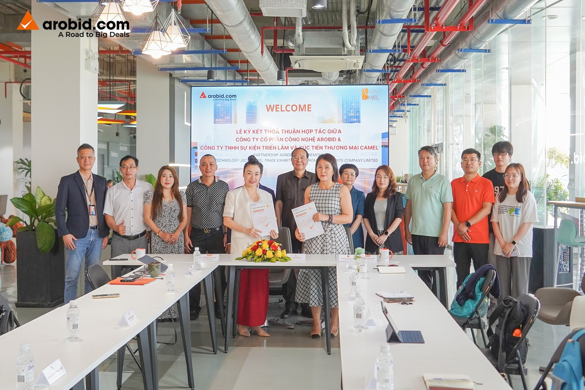Arobid và Camel ký kết Hợp tác chiến lược. Ảnh: Arobid