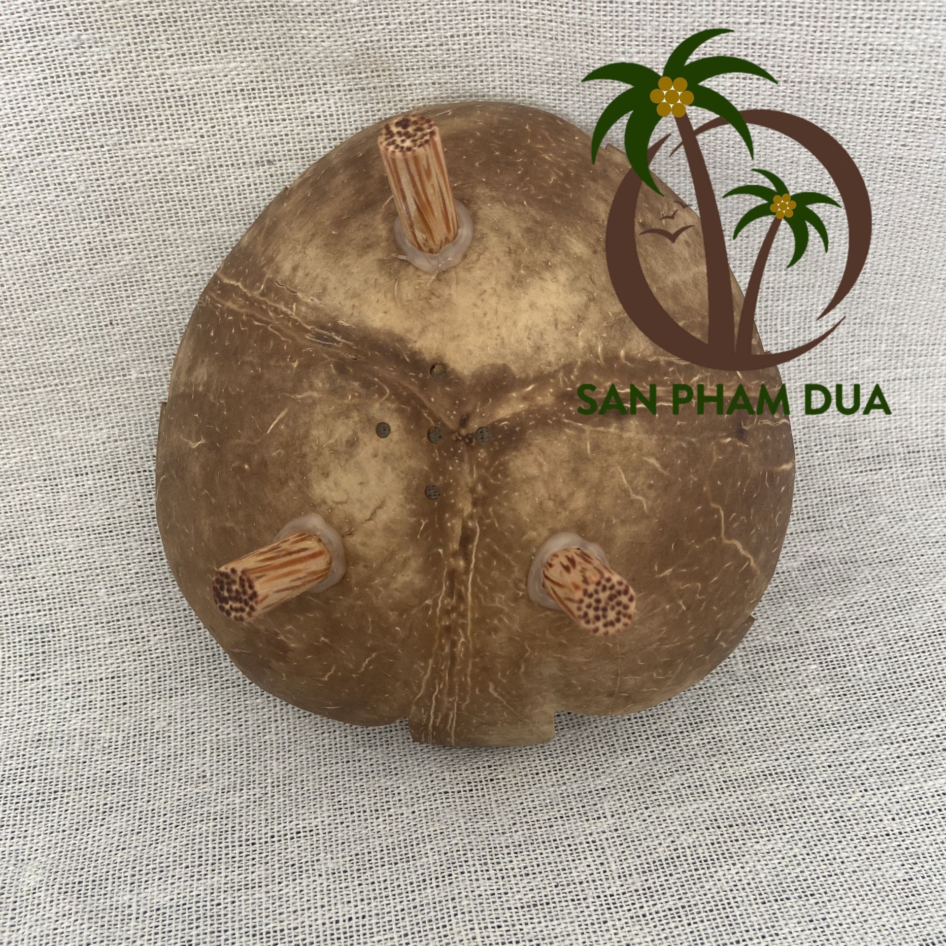 COCO - ECO BRAND SOAP DISH - HANDMADE FROM VIETNAM